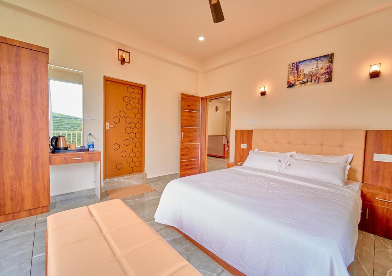 Glen Castle Vagamon Pool Resort By Voye Homes エクステリア 写真