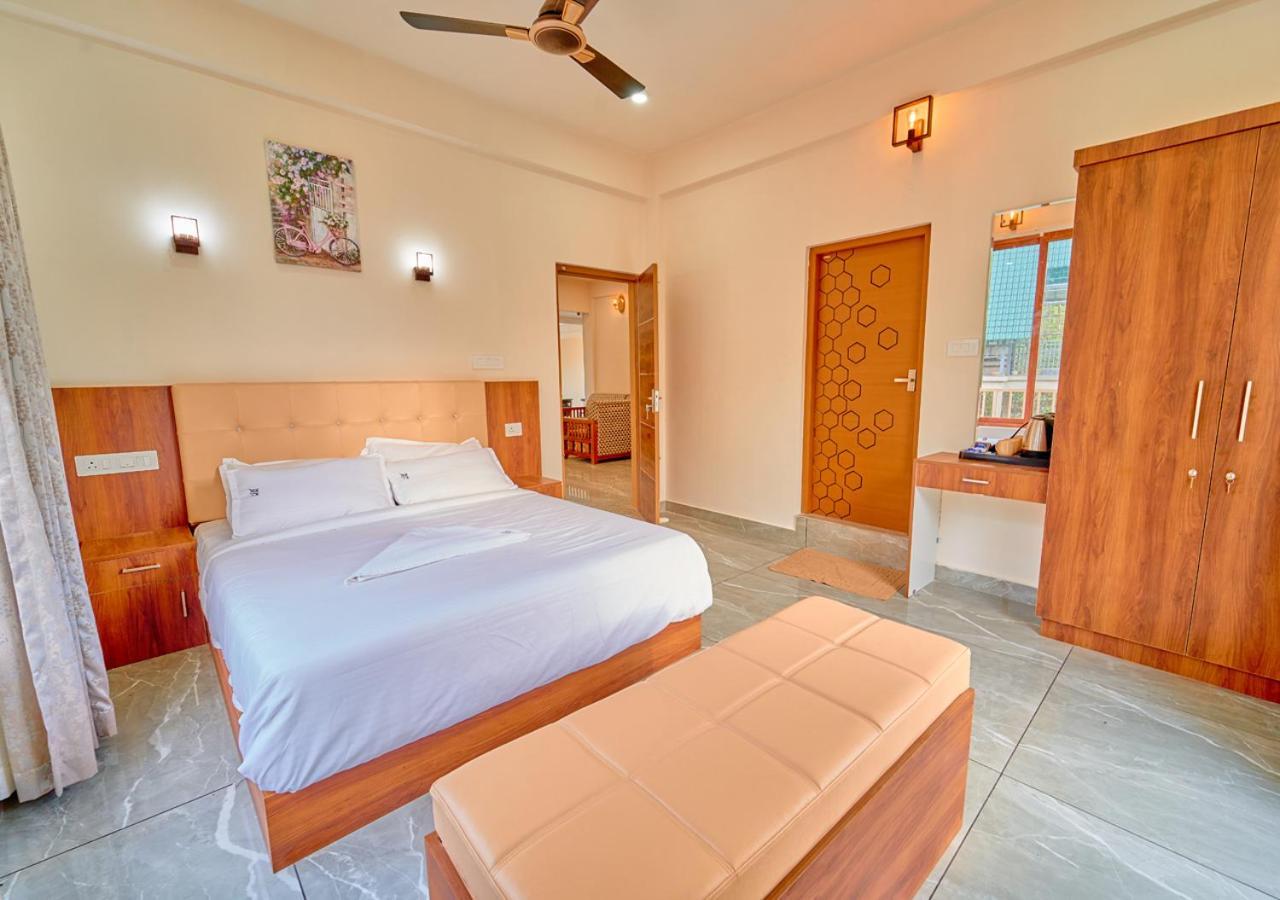Glen Castle Vagamon Pool Resort By Voye Homes エクステリア 写真