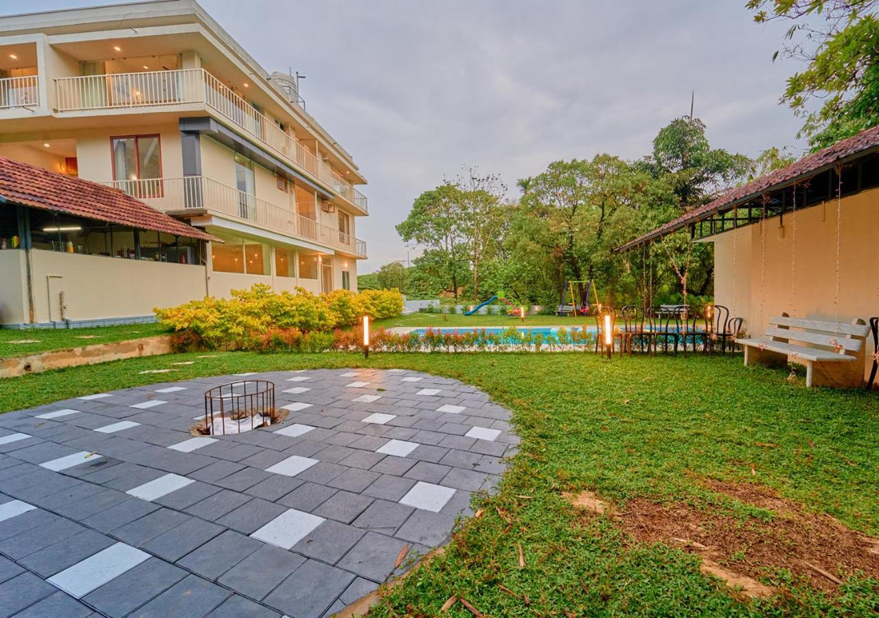 Glen Castle Vagamon Pool Resort By Voye Homes エクステリア 写真