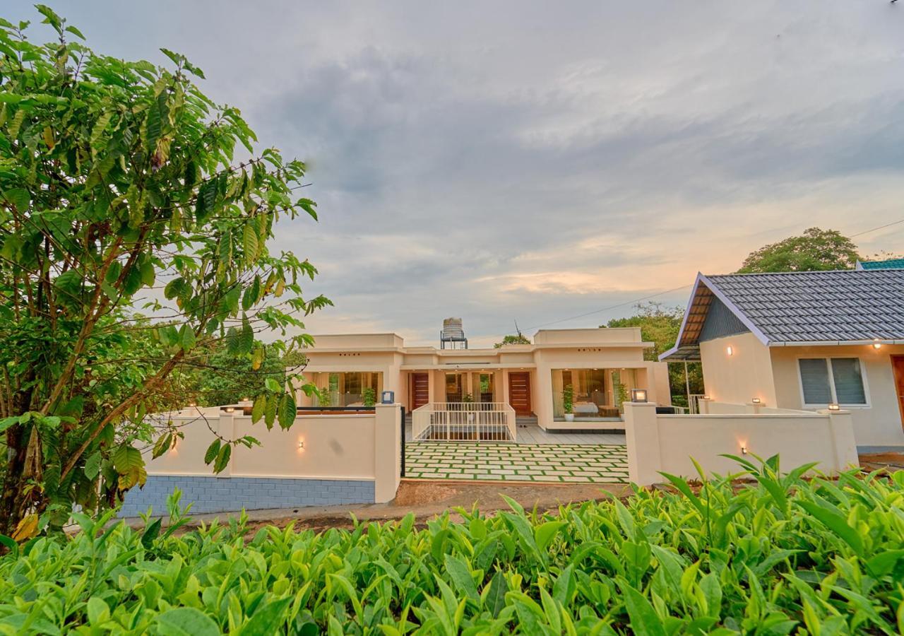 Glen Castle Vagamon Pool Resort By Voye Homes エクステリア 写真